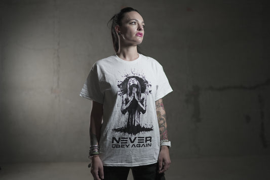 Ascended Woman White Tee Unisex EU